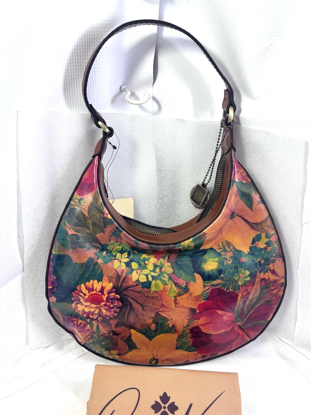 Patricia Nash Coco Crescent Hobo Bag. Multi/Tan. - Picture 2 of 15